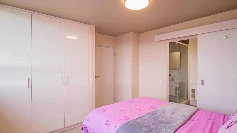 2 Bedroom Property for Sale in Observatory Western Cape